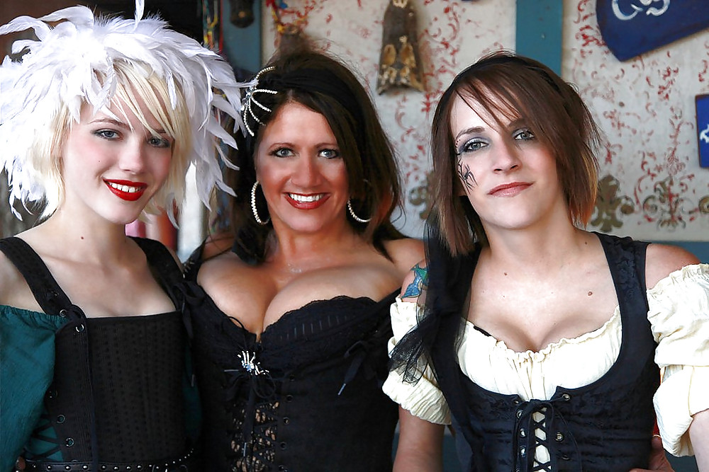 Medevil Spaltung (keine Nacktheit) #21880692