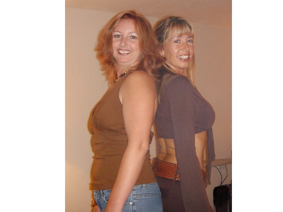 ミルフの露出 
 #20869495