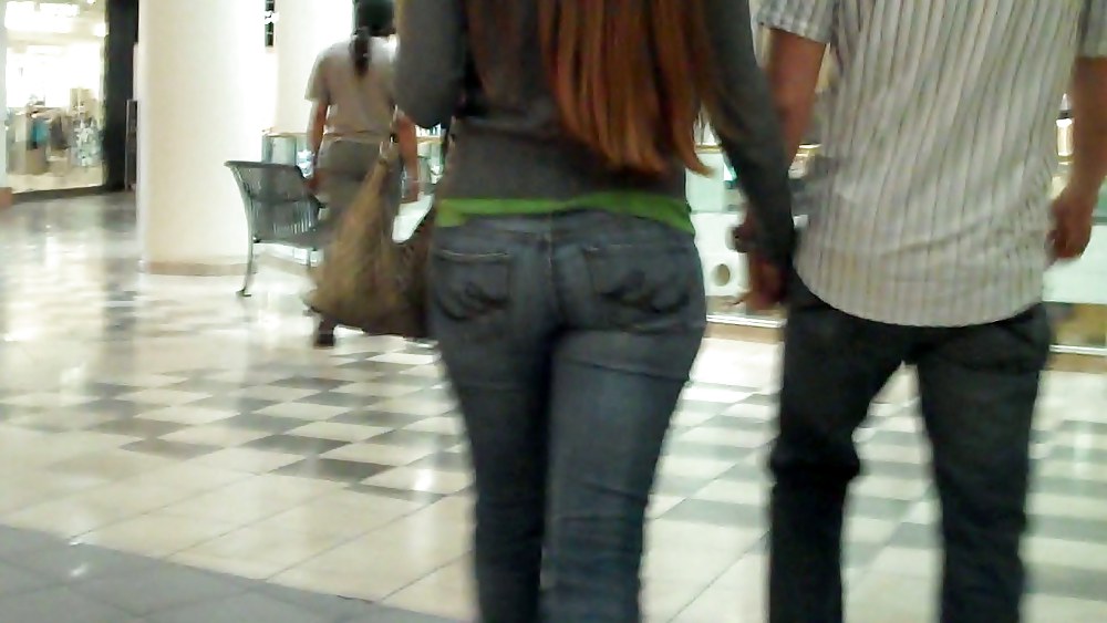 Mall ass & butts spending cash on jeans #3550479