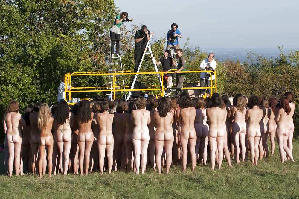 Clothed Male,Naked Female(CMNF) #7547395