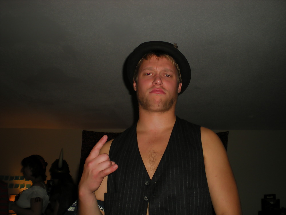 Ur's truly 
 #1736503