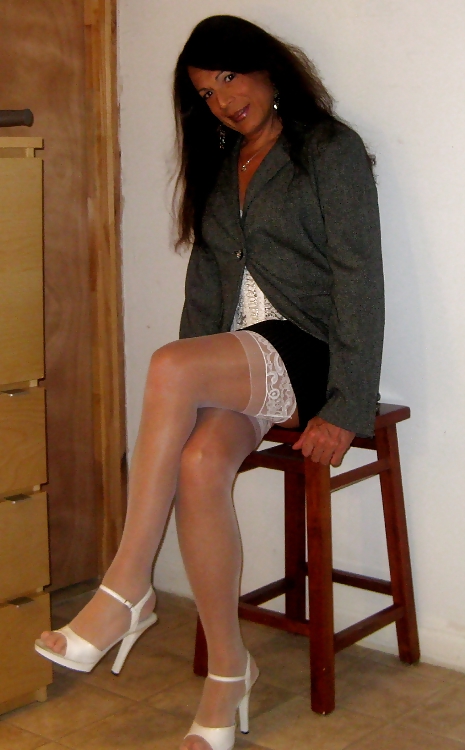 Kleid In 16 Bilder Zu Entkleiden #17488057