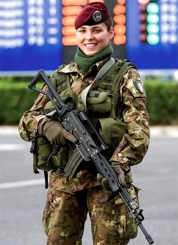 Ladies folk in uniform #9919445