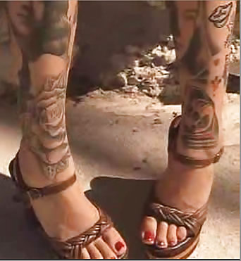 Kat von d legs & feet #7538275