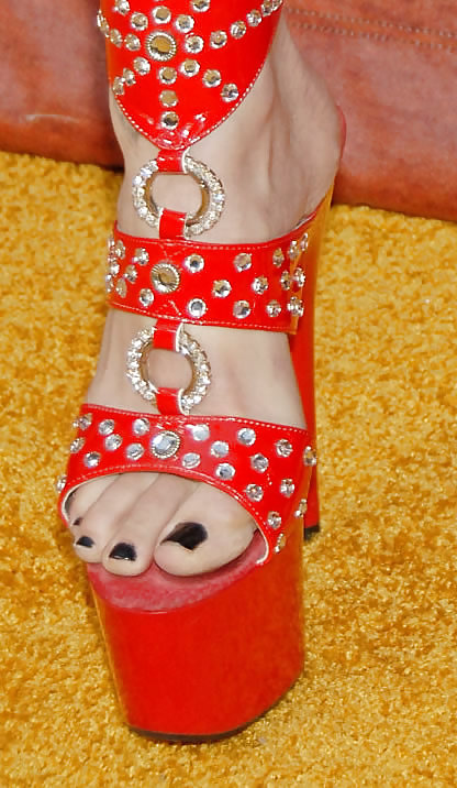 Kat von d legs & feet #7538288