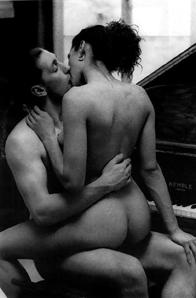 Erotic Sensual Kisses in Black&White - Session 3 #5320339
