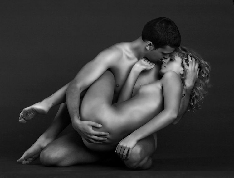 Erotic Sensual Kisses in Black&White - Session 3 #5320480