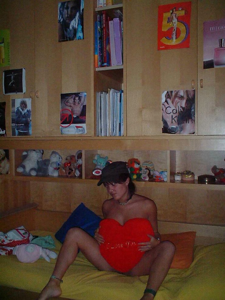 GF Bitch #9262751