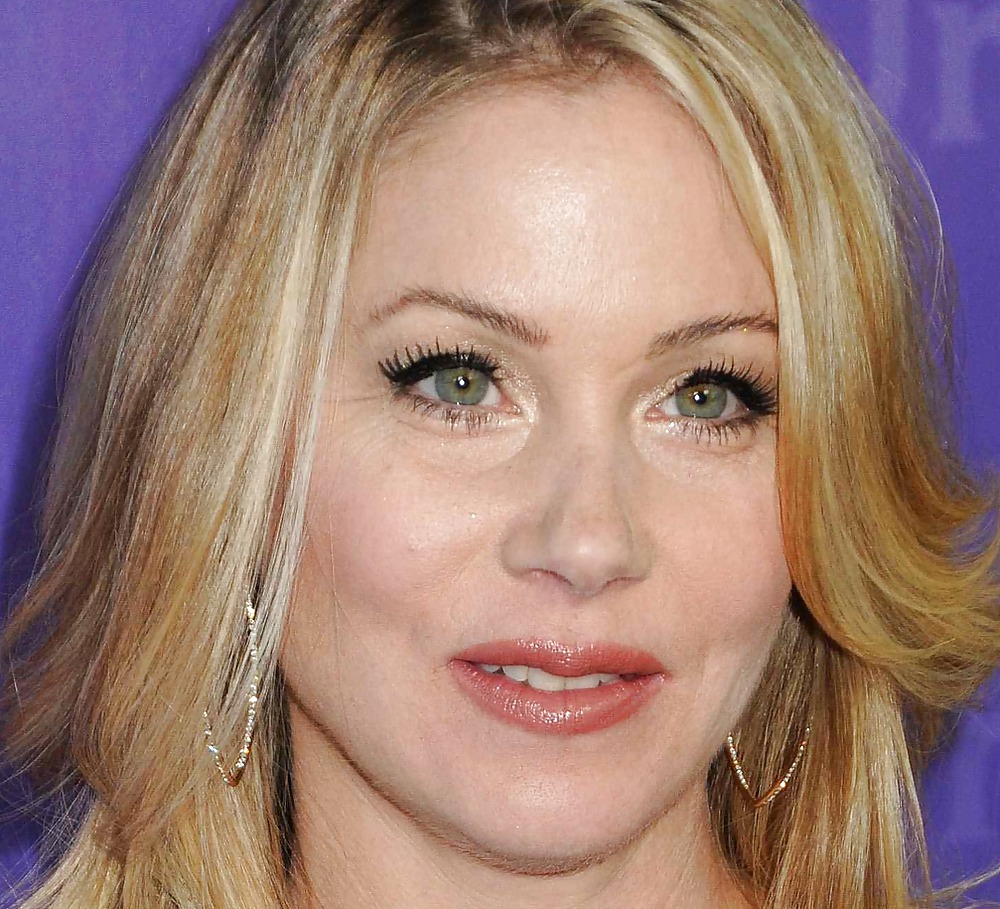 Christina applegate
 #17197656