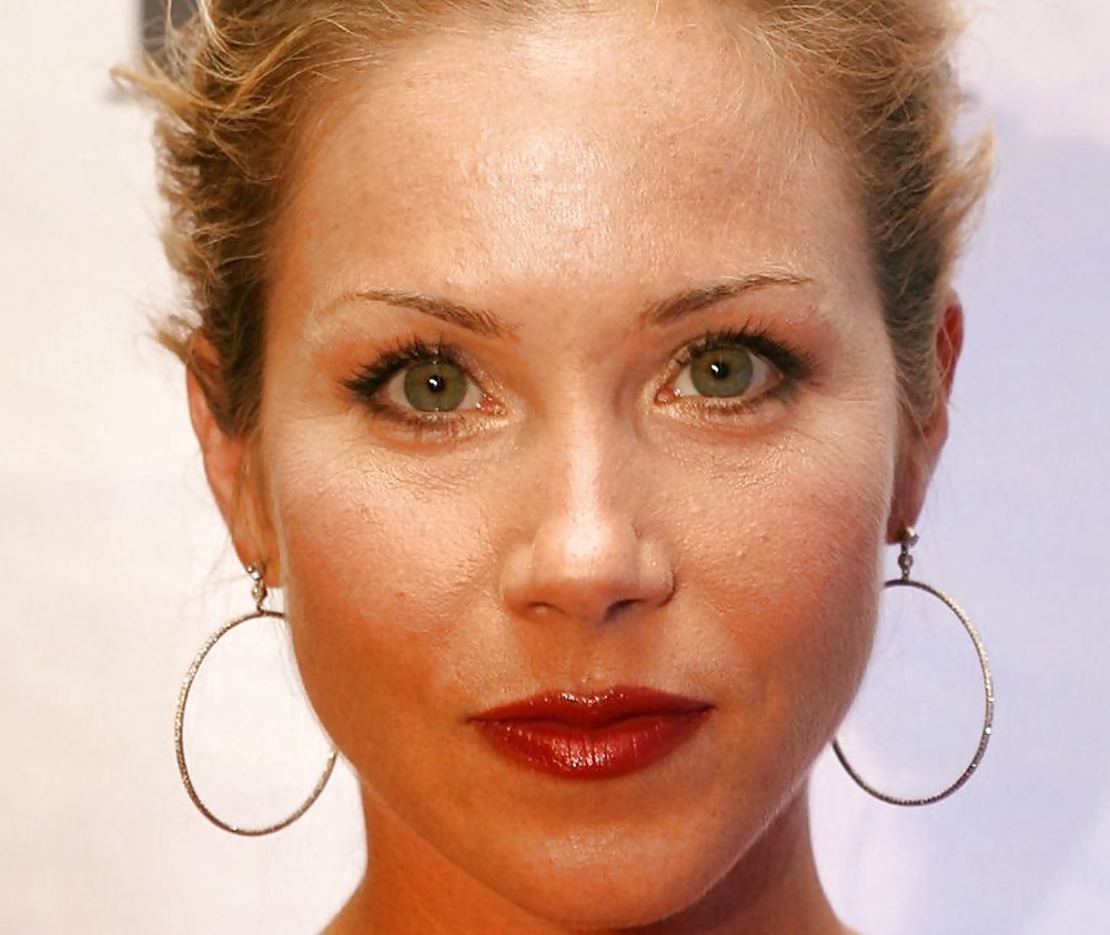 Christina Applegate #17197815