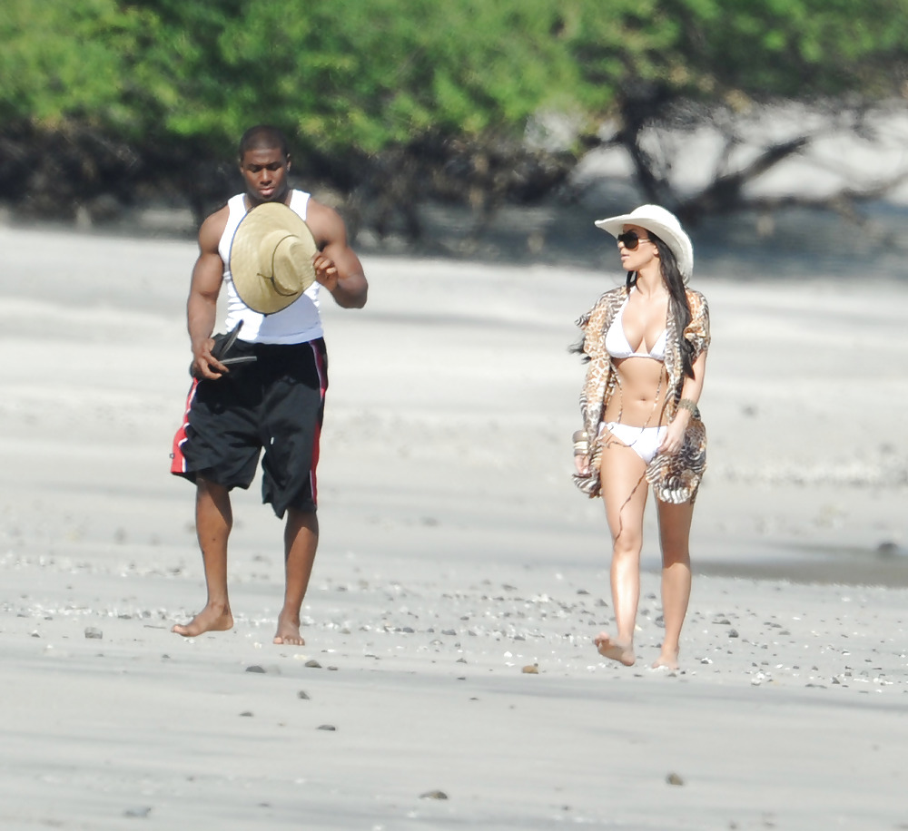 Kim Kardashian Bikini Candids in Costa Rica #3500818