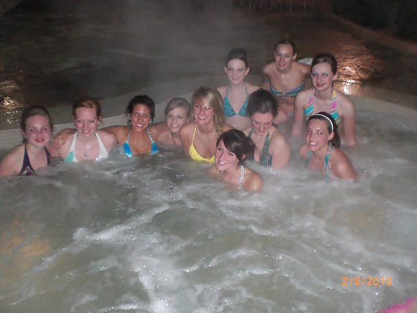 WHITE TRASH #9650985