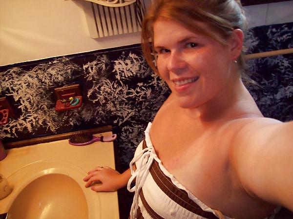 WHITE TRASH #9651653