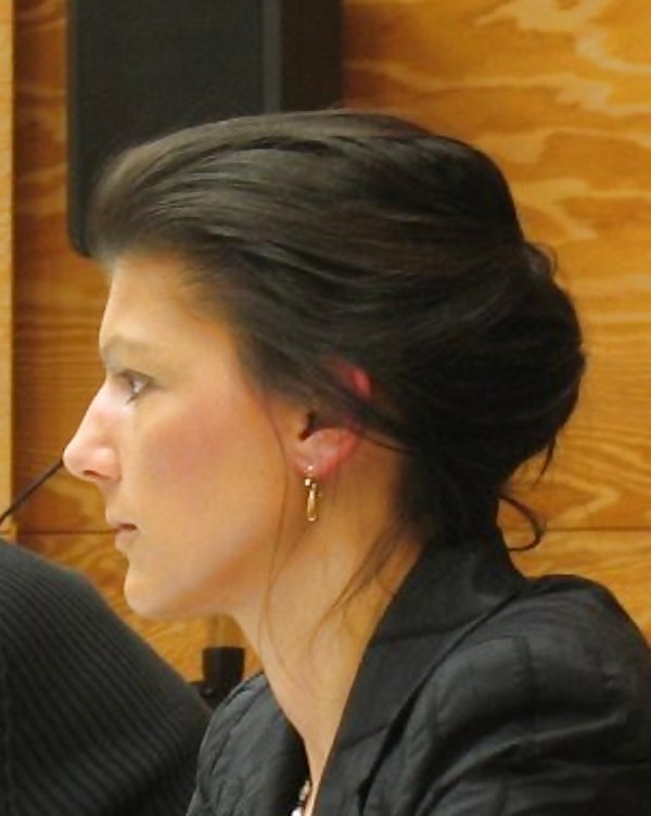 Promi-Wichsvorlagen (celebs) III - Sahra Wagenknecht #569936