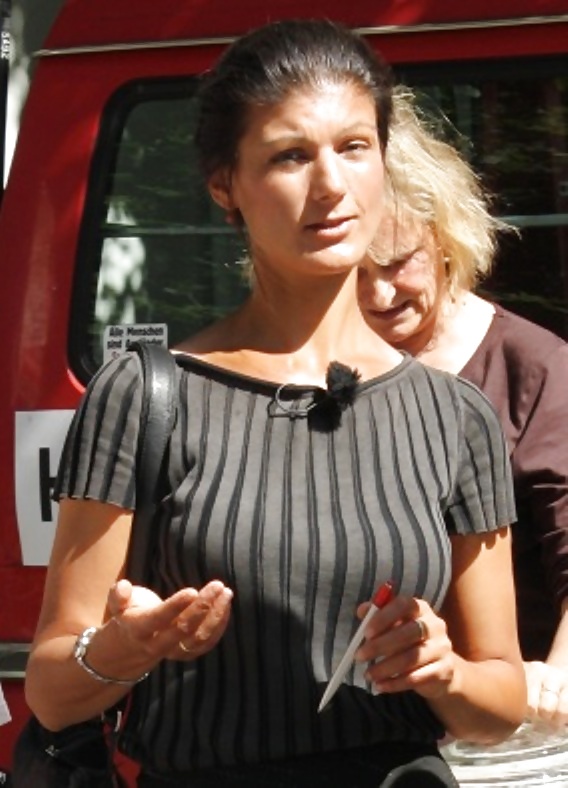 Promi-wichsvorlagen (célébrités) Iii - Sahra Wagenknecht #569946