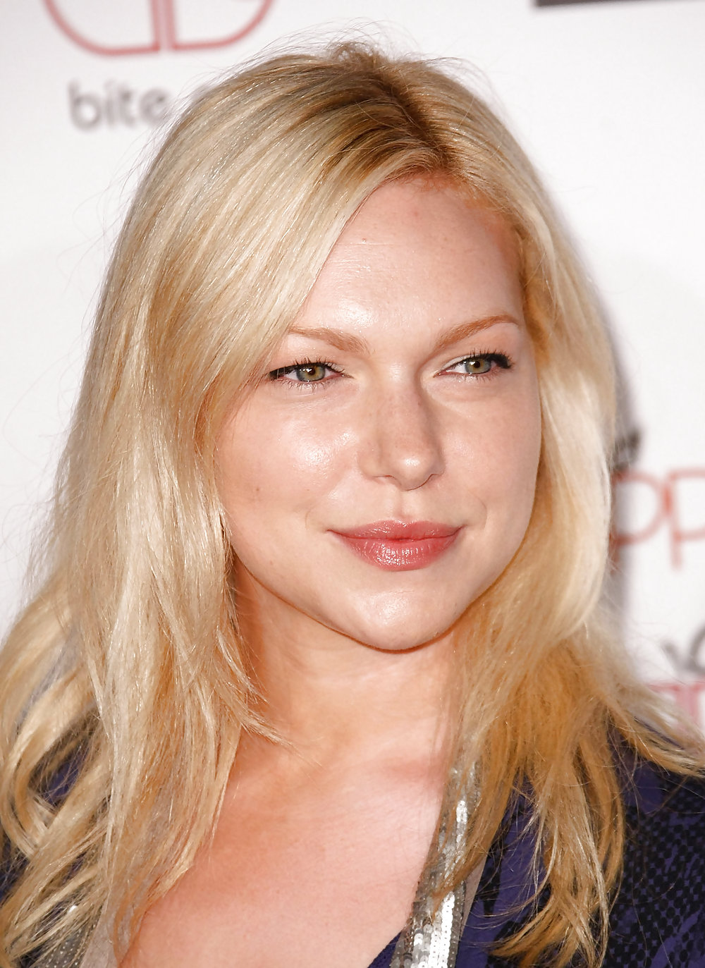 Laura prepon
 #18678920