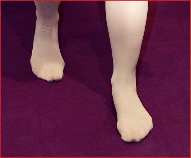 Lena meyer landruth - piedi, calze di nylon e scarpe
 #15213050