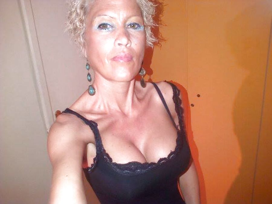 Belle Mature Avec Gros Seins - Nn #21708620