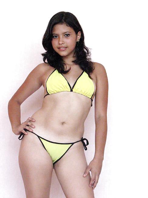 Mujer (amiguitas 24)
 #13895516