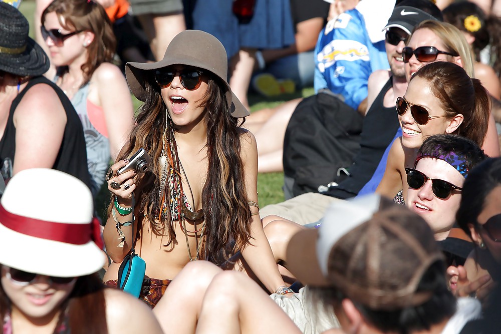 Vanessa hudgens coachella valley music and arts festival
 #3488649