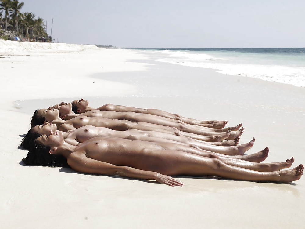 A Day at the Beach #1222668