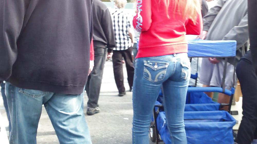 Beautiful teen ass & butt in tight blue jeans #11356378