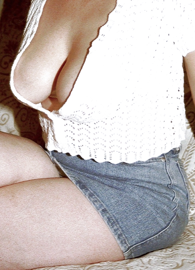 Sag - sexy babe breve jeans mini bianco camicetta mensola reggiseno 02
 #17120976