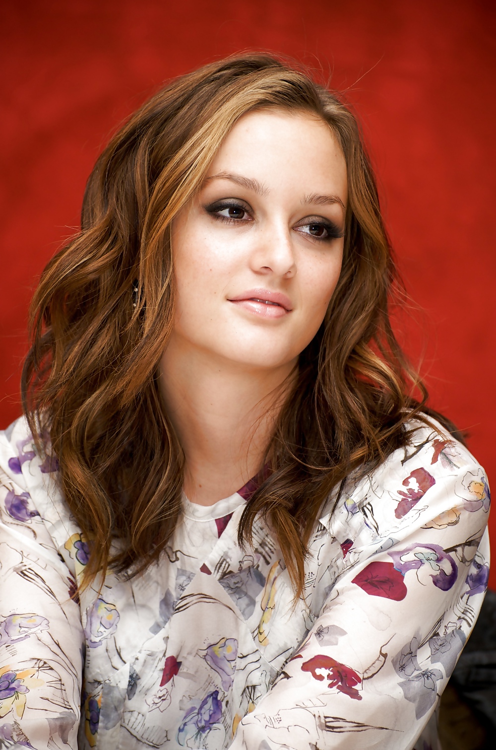 Leighton meester
 #15250307