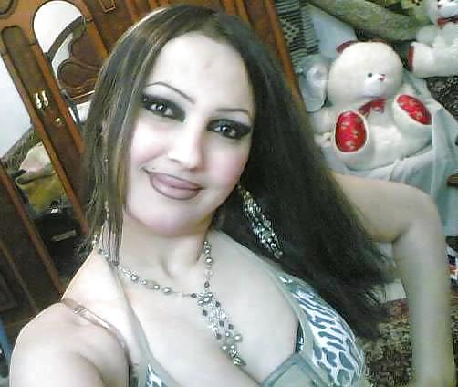 Sexy Arabisches Mädchen #13861404