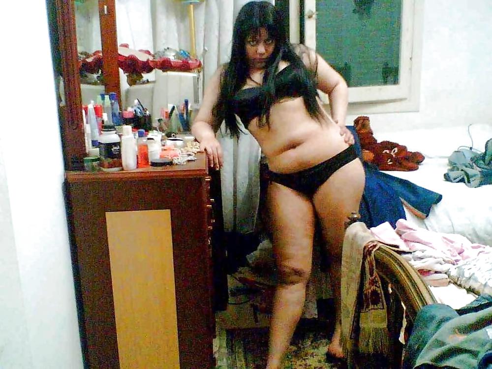 Thick arab girl