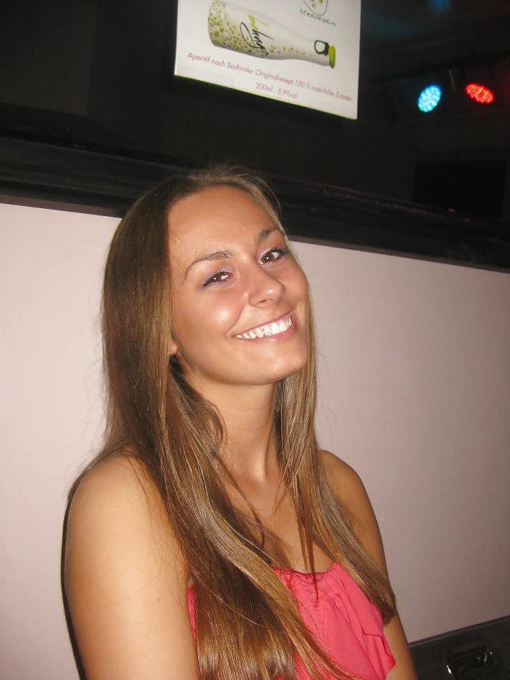 Puta número 1 de los Balcanes
 #14490715