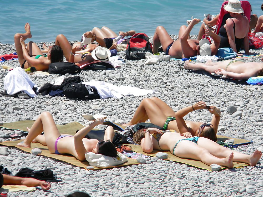 Auf Einem Strand In Der Nähe Von Ihnen #16847319