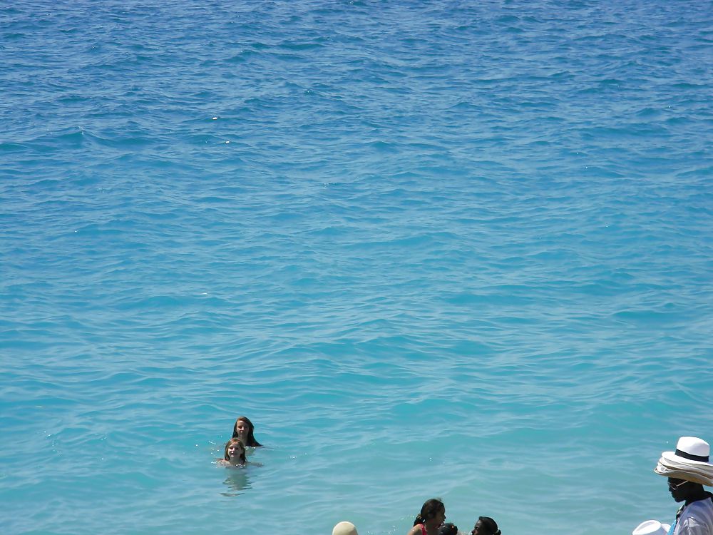 Auf Einem Strand In Der Nähe Von Ihnen #16847342