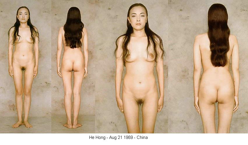Bekleidet-unclothed Frauen Aller Art. #19644783