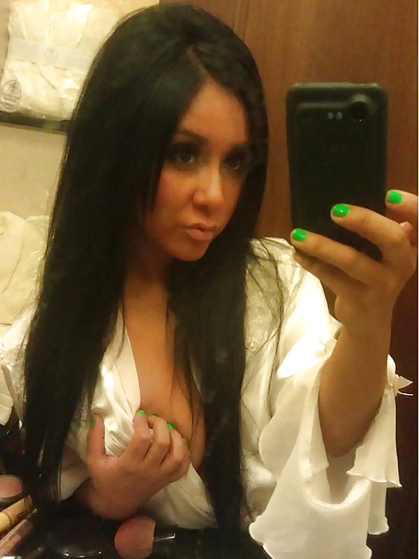 Snooki and her Pussy #9999838