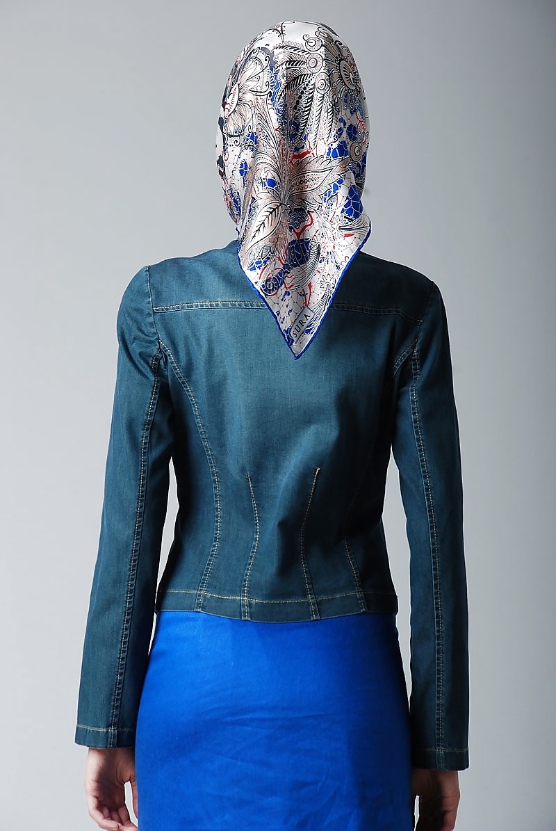 Turban Tragenden Modelle - Jilbab Hijab Mode-Modell #15824155