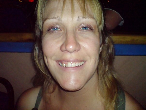 Smutdates user id: laurenmilf
 #6247706