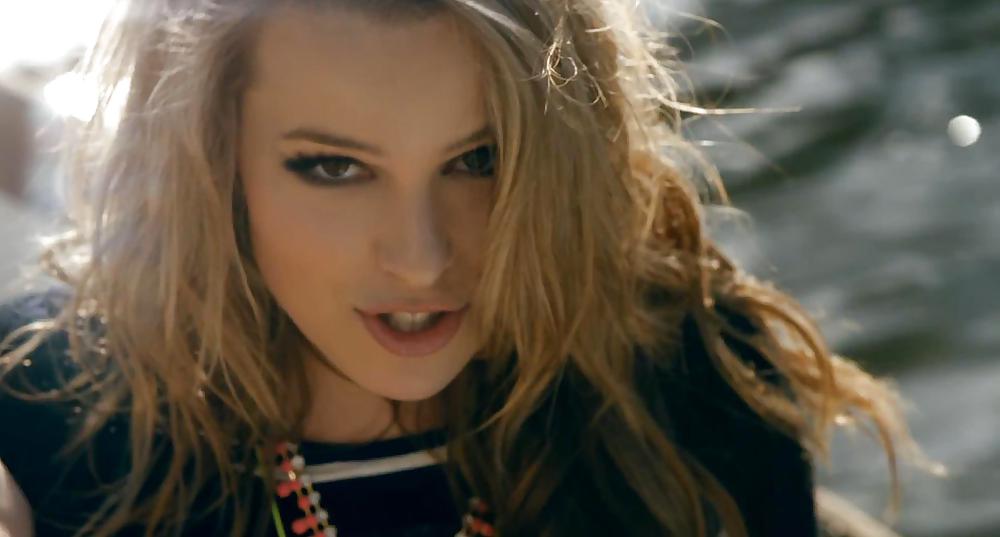 Bridgit Mendler #14706381