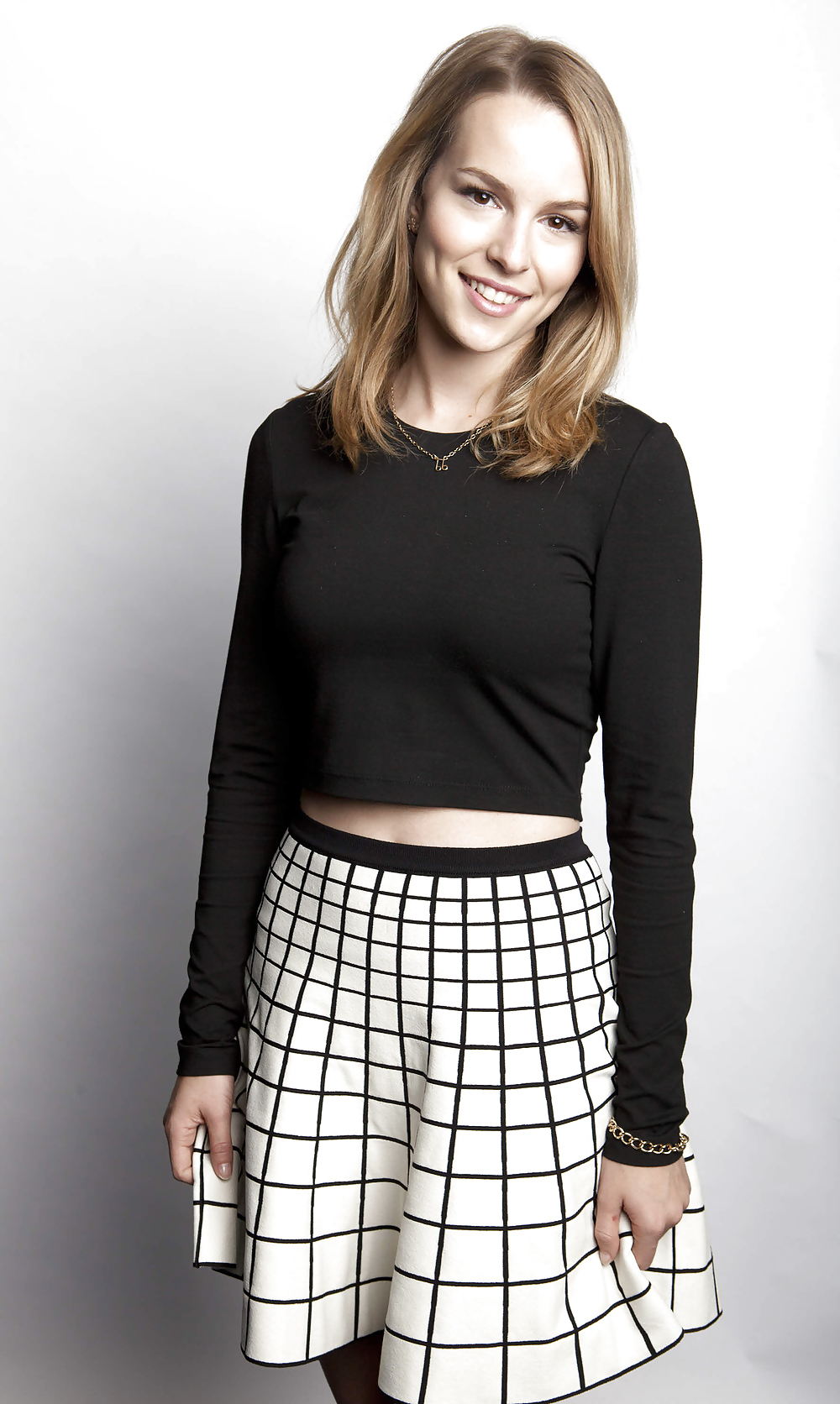 Bridgit mendler
 #14706690