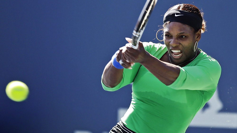 Serena Williams - at Bank of the West Classic #5099326