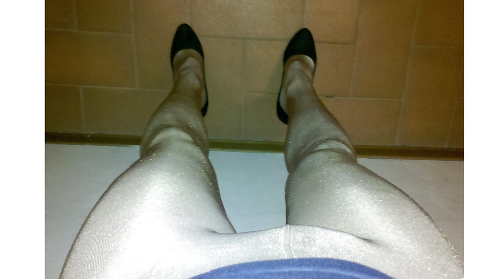 Gloss and decolte #14666659