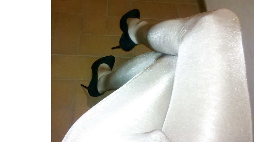 Gloss and decolte #14666669