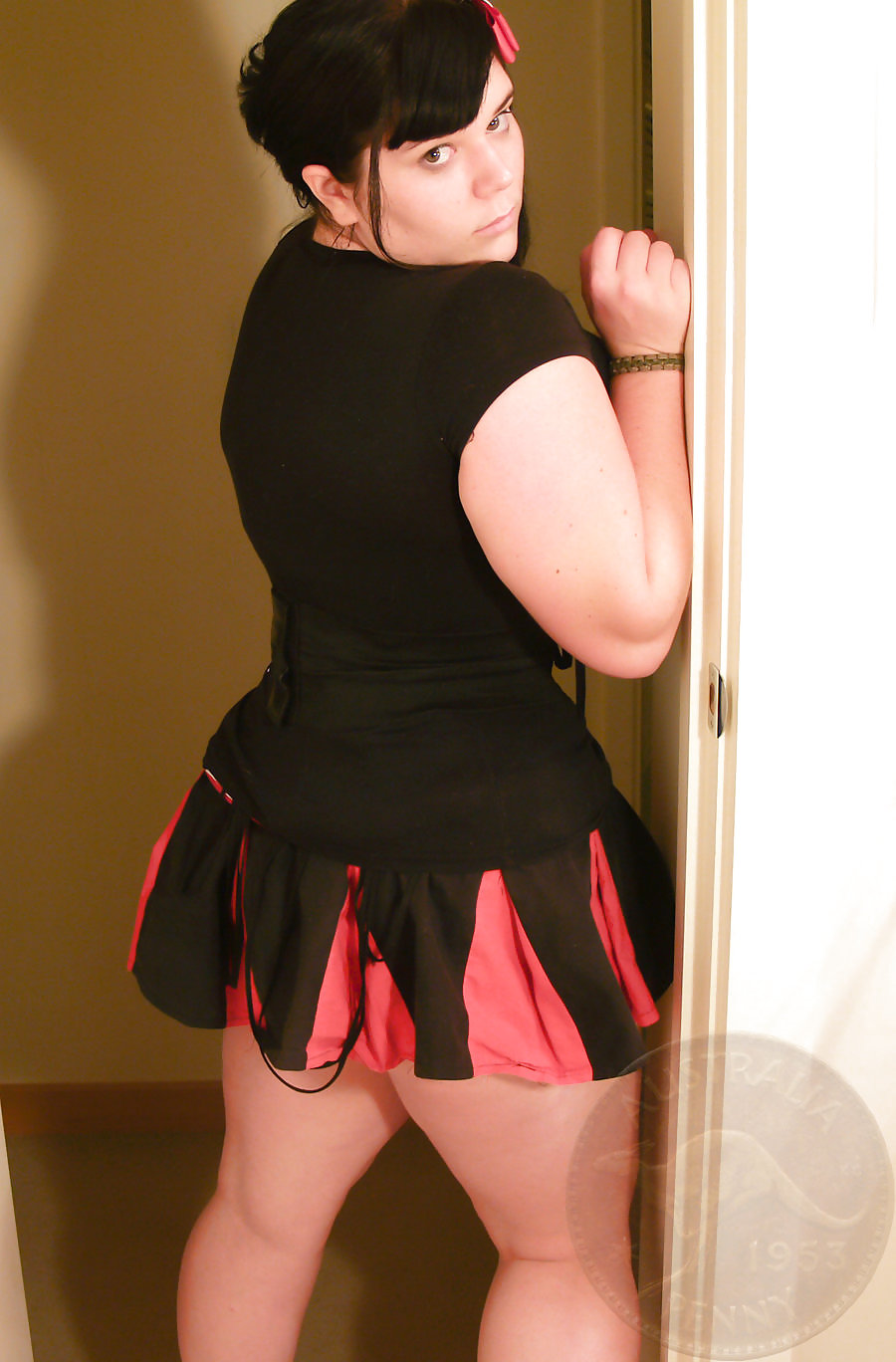 Curvy Corsetted Cosplayer 'Underbust' #22171042