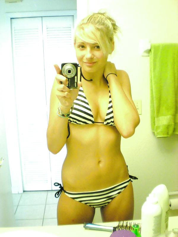 More teens taking self pics #4361509