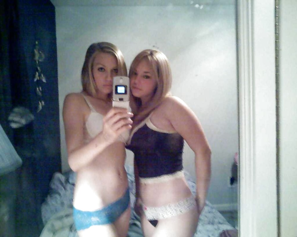 More teens taking self pics #4361644