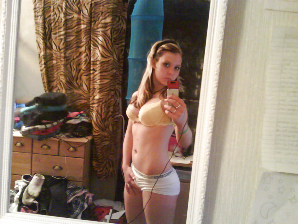 More teens taking self pics #4361741