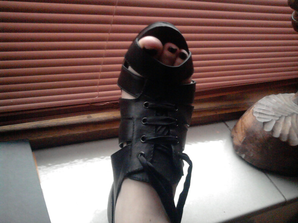 Hot shoes 18 year old girl #3526844