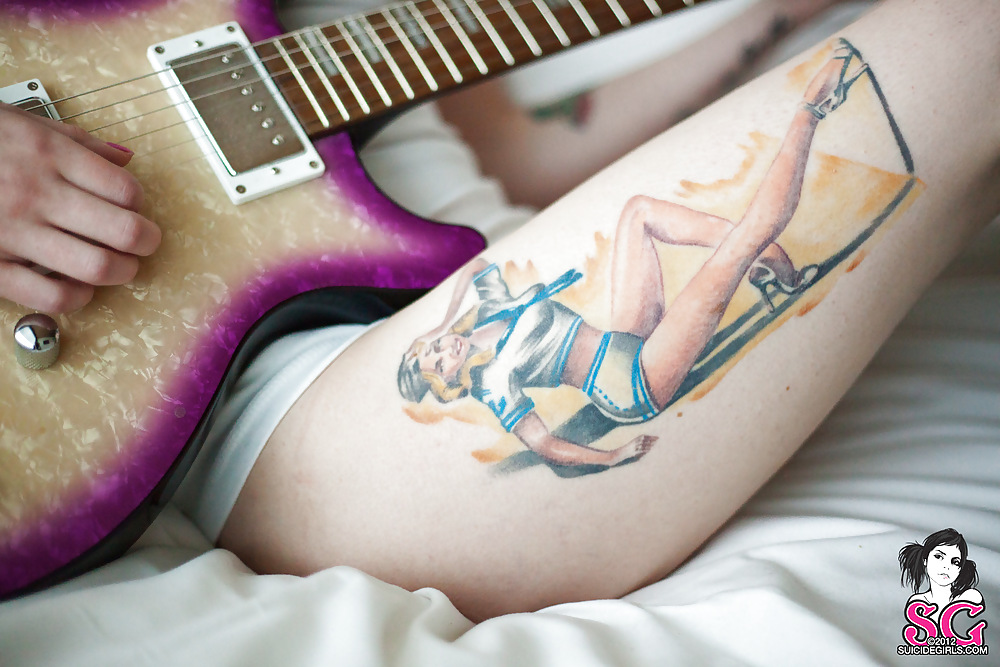 Belleza tatuada
 #19914626