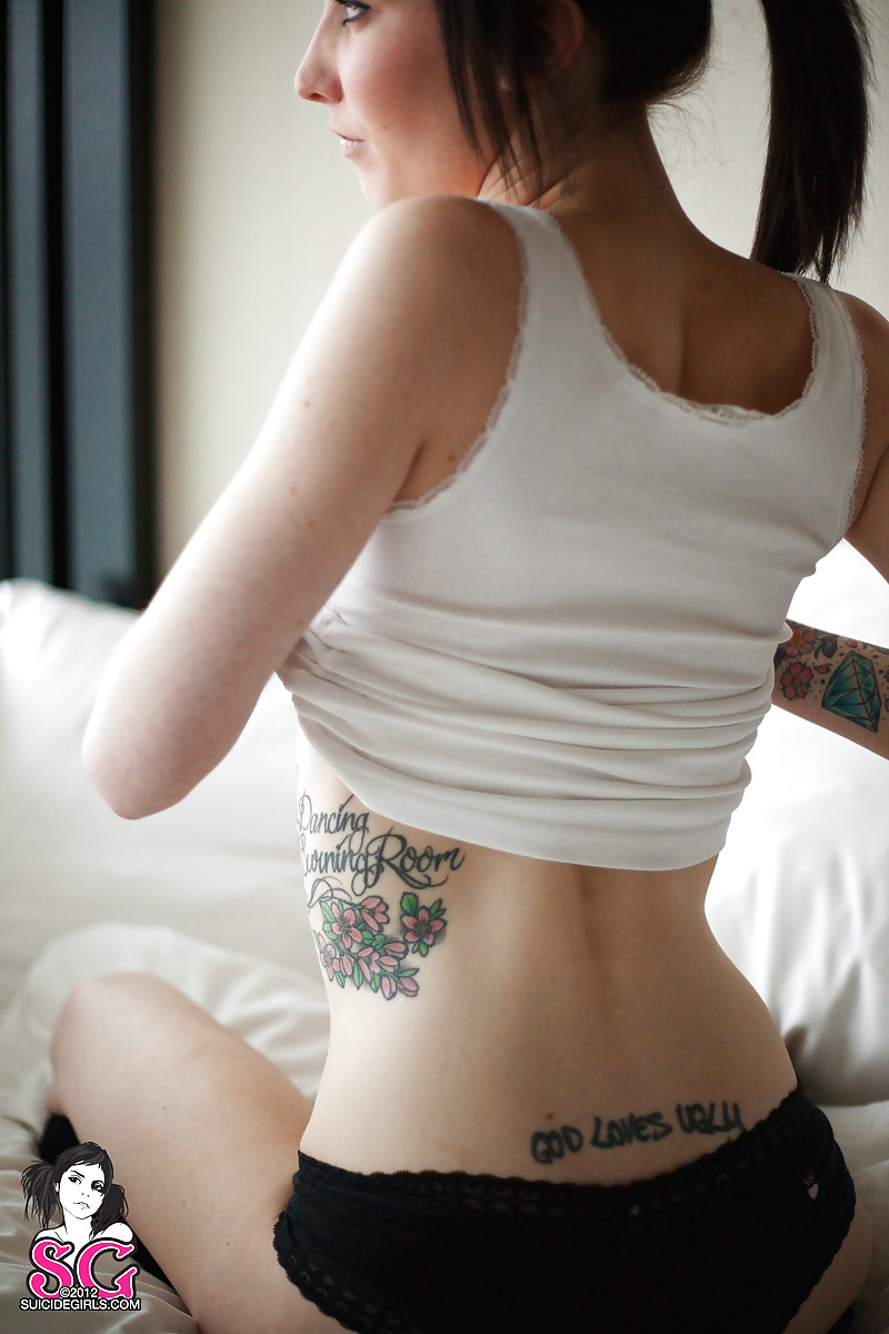 Belleza tatuada
 #19914680