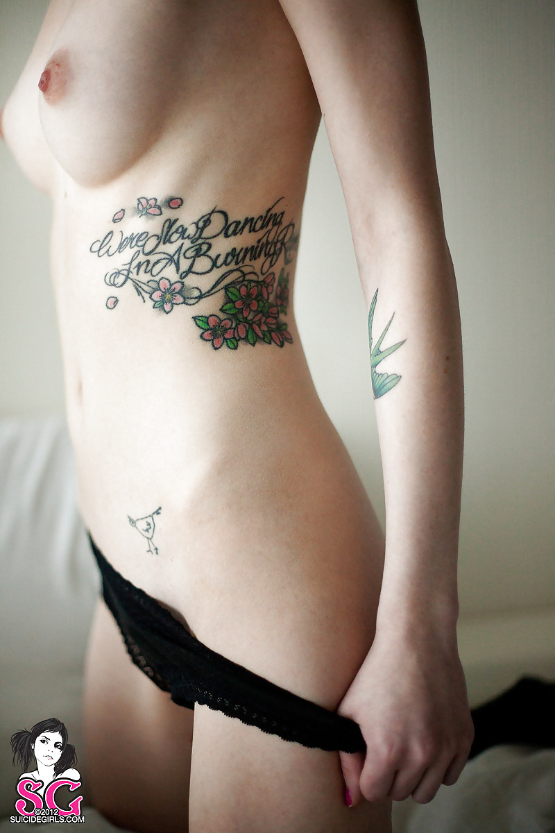 Belleza tatuada
 #19914852